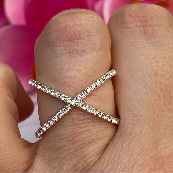 Jewelry - White Gold over alloy X Ring CZ cross band size 7.5